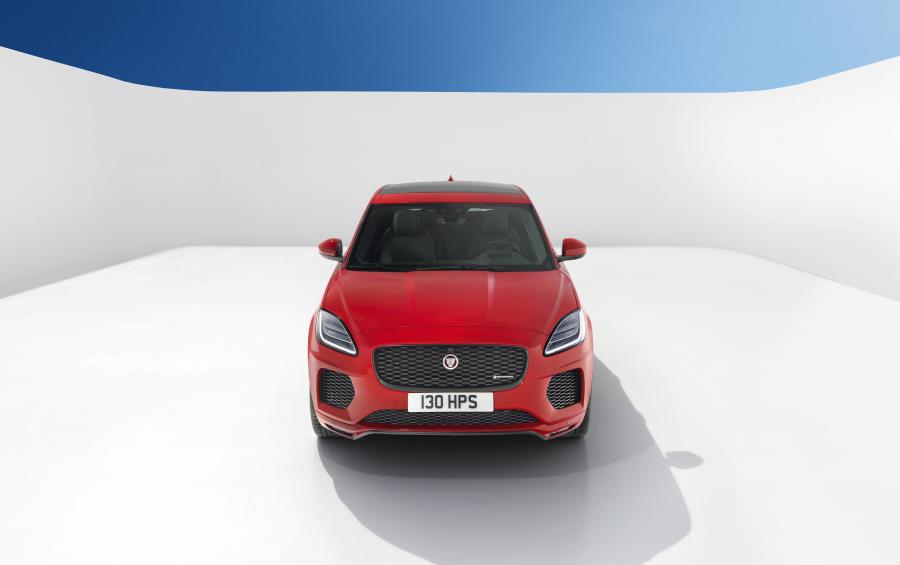  Jaguar E-Pace R-Dynamic First Edition 2017 года  (WW) (фото 22 из 49)
